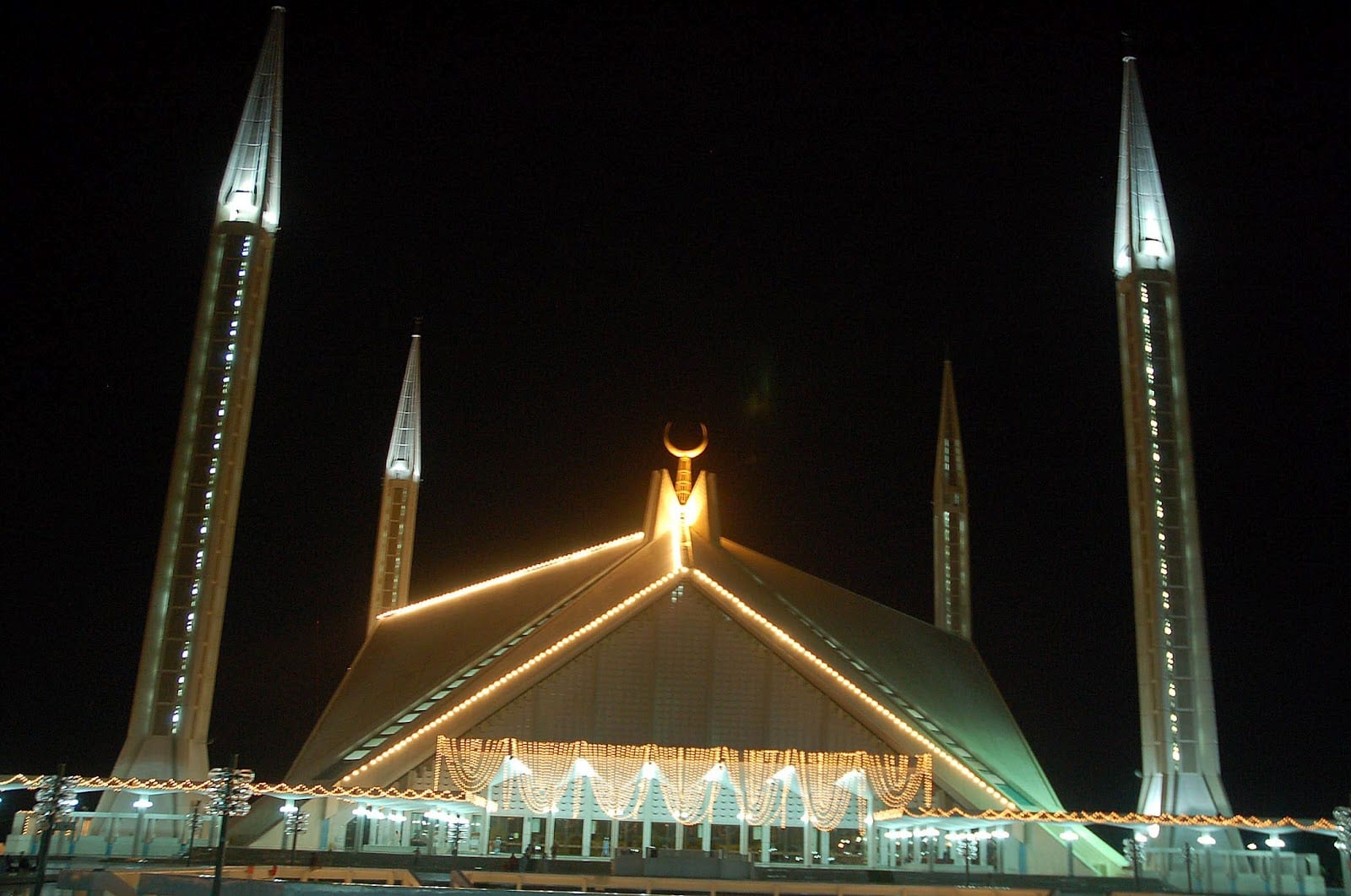 Shah Faisal Mosque Islamabad Pakistan-5